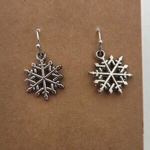 Winter Whimsy: Silver-Tone Snowflake Drop Earrings